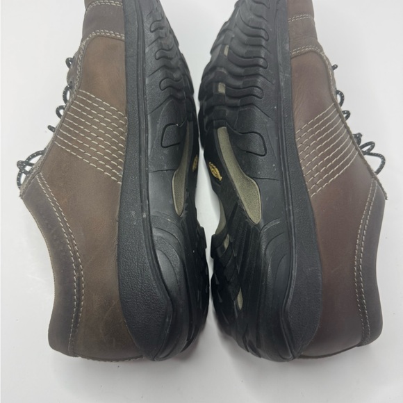 KEEN Men's Dark Brown Oxfords Size 8.5 - Picture 5 of 8